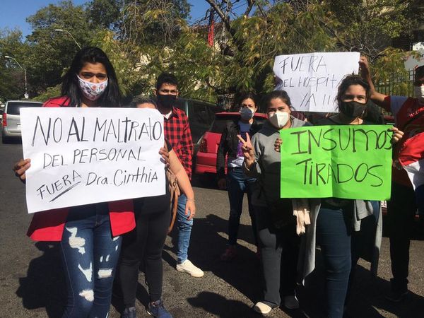 Funcionarios exigen la renuncia de la directora del Hospital de Limpio - Nacionales - ABC Color