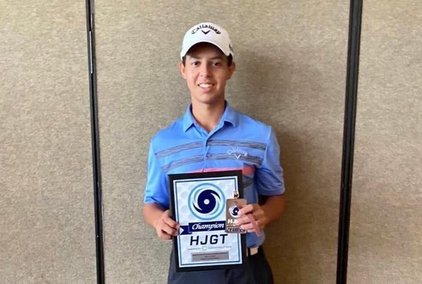 El golfista paraguayo Erich Fortlage es flamante campeón en Estados Unidos