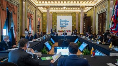 La izquierda no pudo: Colombiano Sergio Díaz-Granados es el nuevo presidente de la CAF