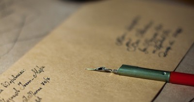 La Nación / Decretan quiebra de Correo Argentino, empresa de la familia del expresidente Macri