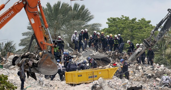 La Nación / Hallan otros tres cuerpos tras la demolición del resto del edificio