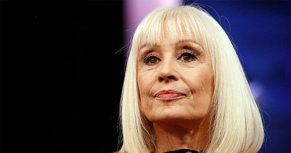 La Nación / Falleció ayer la popular cantante Raffaella Carrá
