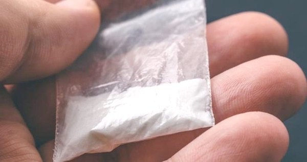 Crónica / MALÍSIMO EJEMPLO. Nene de 4 inhaló ¡merca que dejó su papá!