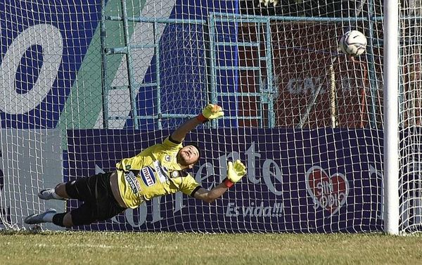 Ameliano, en el cuello del botellón - Fútbol de Ascenso de Paraguay - ABC Color