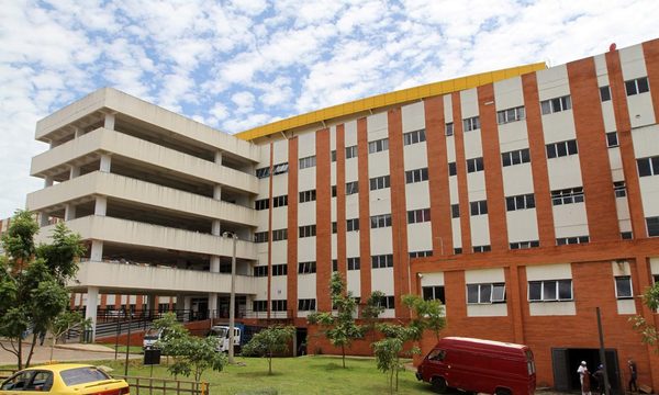 Sigue leve descenso de consultas respiratorias, pero camas UTI siguen ocupadas al 100%