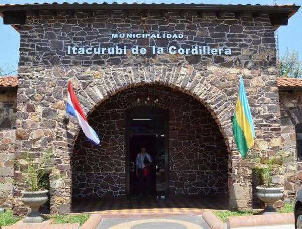 Itacurubi de la Cordillera: Pobladores anuncian movilización para exigir la renuncia del intendente | Ñanduti
