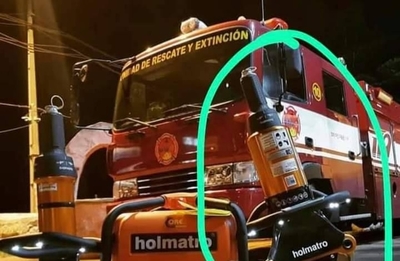 Diario HOY | Roban equipo de rescate: bomberos piden ayuda para recuperarlo