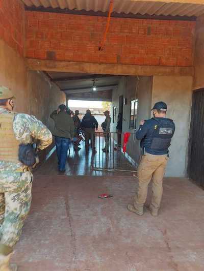 Detienen a supuestos miembros de esquema de tráfico de drogas