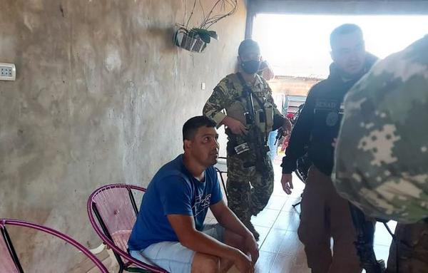 Presuntos miembros de red de tráfico de drogas fueron detenidos