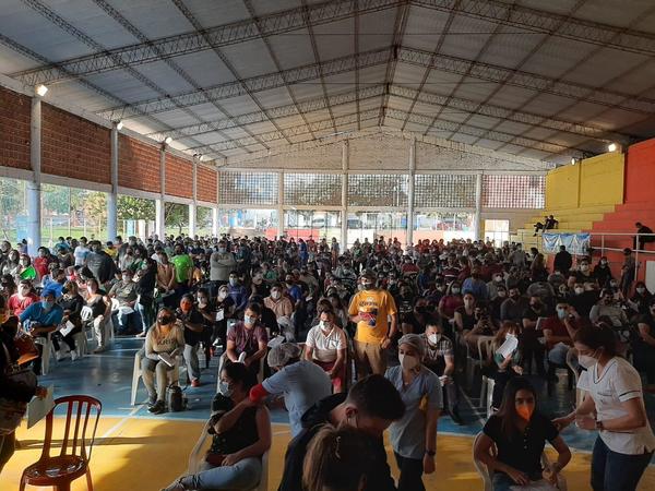 Vacunación masiva inicia el lunes, un millón de dosis llegan el sábado