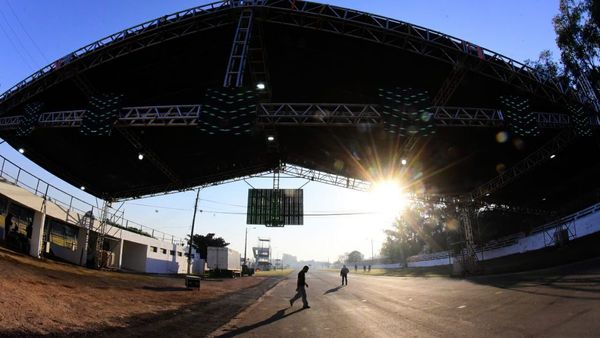 Salud analiza que vacunación contra el Covid-19 sea durante 24 horas