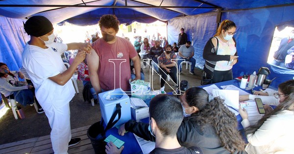 La Nación / COVID-19: Central suma 6.500 vacunados cerca de este mediodía