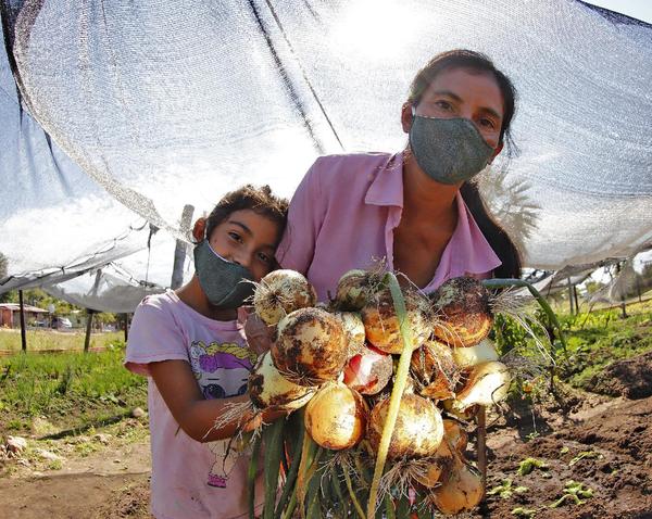 Ñapu’ake, un programa de la OPD que empodera a más de 48.000 mujeres y cambia la vida de sus familias | .::Agencia IP::.