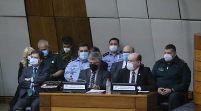 Sesión reservada: canciller habla de cooperación internacional “en breve”