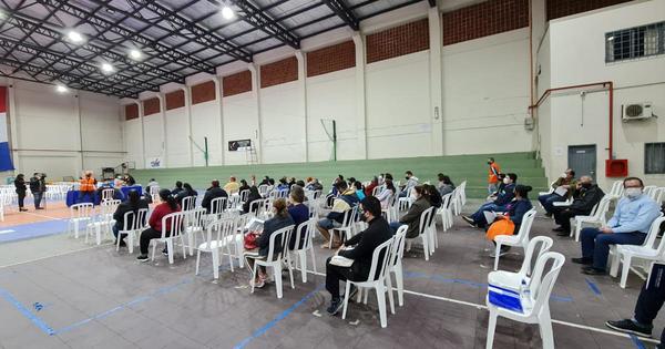 Salud extiende horario de atención en cuatro vacunatorios