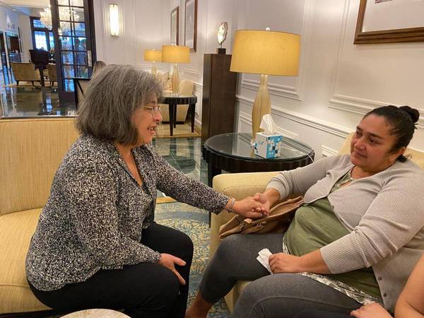 Alcaldesa de Miami se reunió con madre de Leidy Luna