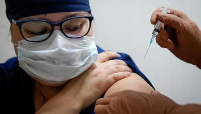 Para setiembre, todos los docentes estarían vacunados con las dos dosis