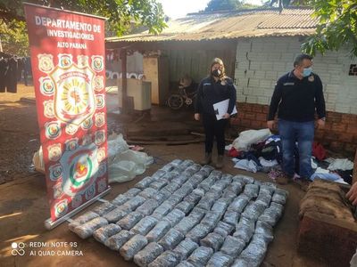 Incautan 85 kilos de marihuana oculta en fardos de ropa - ABC en el Este - ABC Color