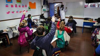 Uruguay anuncia la vuelta de  las clases presenciales