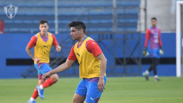 Cerro Porteño mide a Guaraní, pensando en el Flu