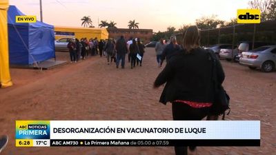 Desorganización en vacunatorio de Luque - ABC Noticias - ABC Color