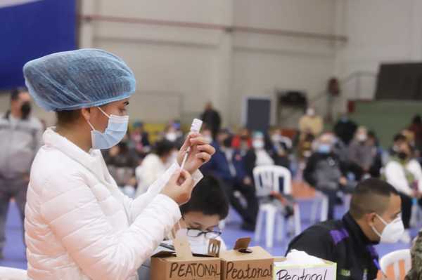 Confirman llegada de un millón de dosis de vacunas para este viernes | .::Agencia IP::.