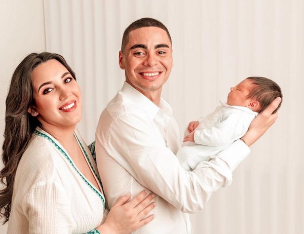 Miggy Almirón y su bebé son dos gotas de agua