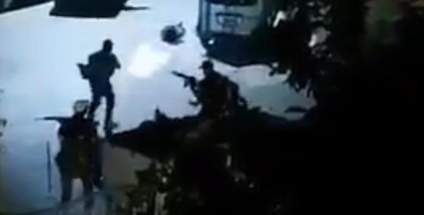 Video registró a hombres armados afuera de la residencia presidencial de Haití