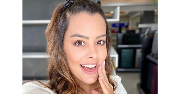 [VIDEO] ¿Larissa Riquelme se casó a escondidas?