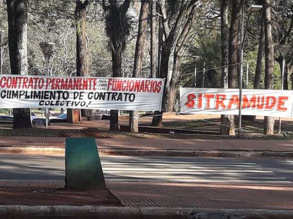Manifestación de EXALIADOS de Prieto contra el intendente de FACTO