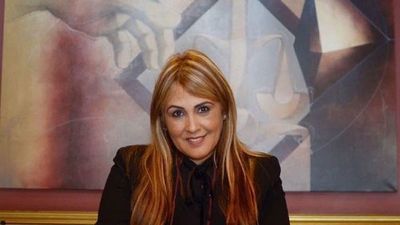 Con aplausos dan el último adiós a fiscala Martínez, víctima del Covid