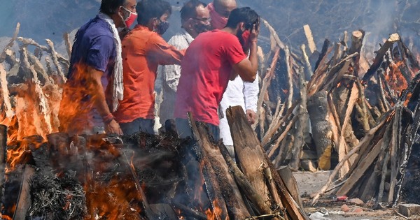 La Nación / OMS: la pandemia supera cuatro millones de muertos
