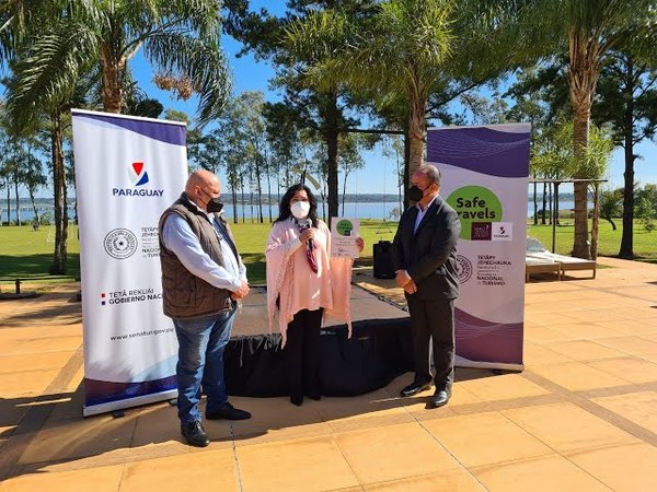 AWA RESORT HOTEL RECIBIÓ CERTIFICACIÓN DE DESTINO TURÍSTICO SEGURO