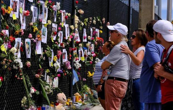 Suben a 46 los muertos por el colapso del edificio en Florida