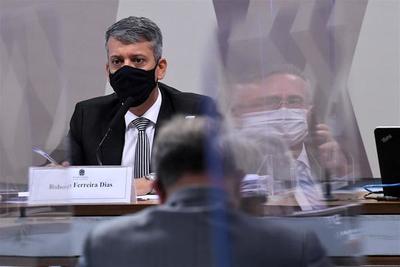 Comisión del Senado arresta a un exdirector del Ministerio de Salud de Brasil | El Independiente