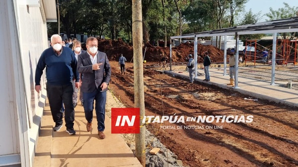 DIRECTOR DE LA EBY VISITÓ PABELLÓN EN CONSTRUCCIÓN.