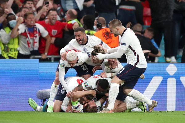 ¡Histórico! Inglaterra vence 2 a 1 Dinamarca y se mete en la final de la Euro