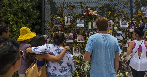 La Nación / Termina búsqueda de sobrevivientes en edificio colapsado en Florida