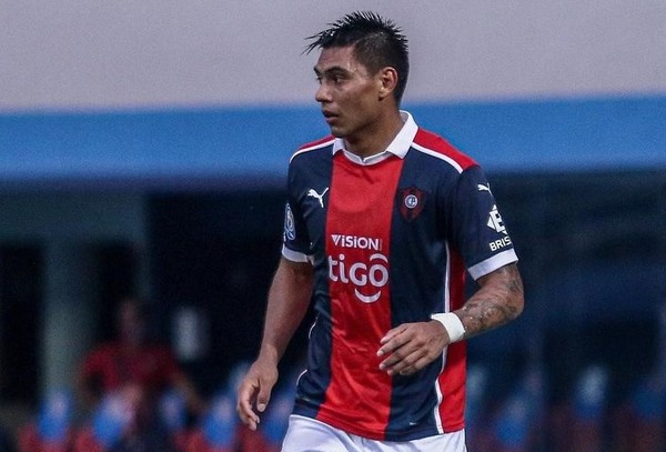 Santiago Arzamendia es nuevo jugador del Cádiz de España