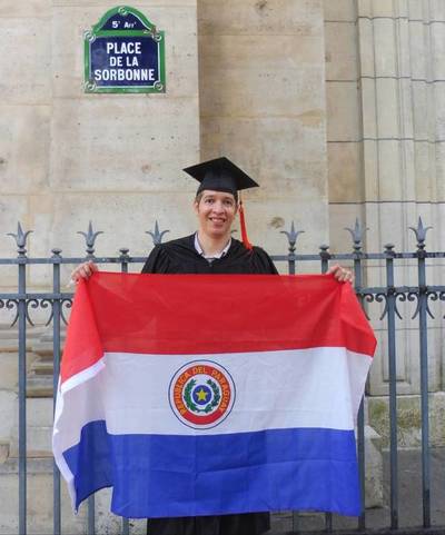 Paraguayo sobresaliente de La Sorbonne busca traer al país modelos que disminuyan la pobreza