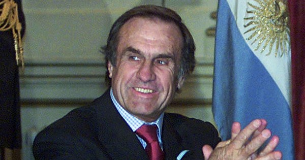 La Nación / Murió “Lole” Reutemann, as de la F1 y político argentino