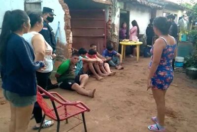 Policía detiene a presuntos integrantes de banda de asaltantes en Central - Nacionales - ABC Color