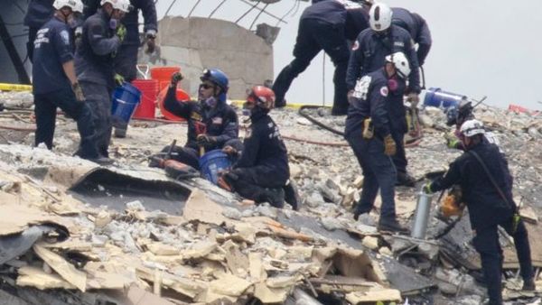 Derrumbe en Miami: ya no buscan más sobrevivientes entre los escombros del edificio | .::Agencia IP::.