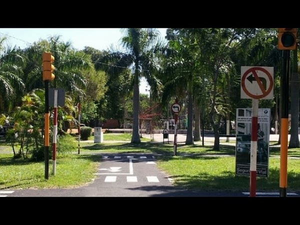 HALLAN SIN VIDA A DOS CIUDADANOS EXTRANJEROS EN PLAZA DE ASUNCIÓN