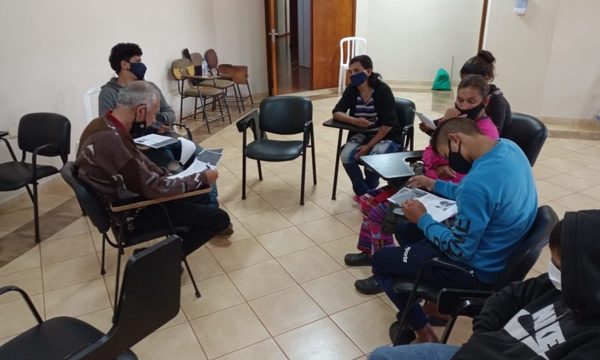 Adolescentes de Hernandarias se capacitaron sobre sus derechos laborales