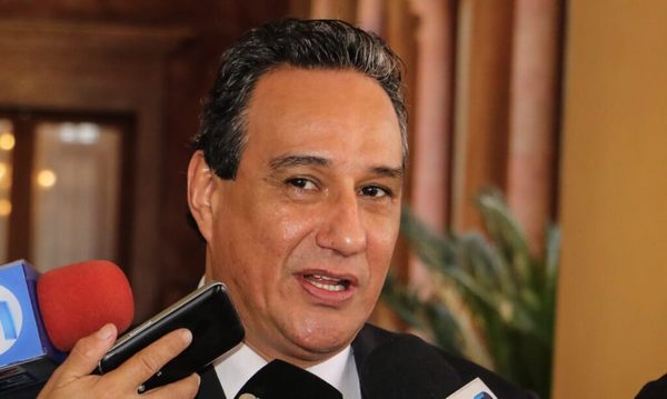 Hacienda denuncia a Hugo Javier por facturas clonadas en la Gobernación de Central | OnLivePy