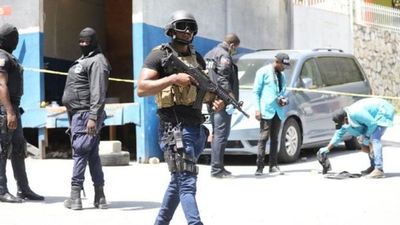 Cuatro "mercenarios" muertos y dos detenidos tras asesinato del presidente de Haití, informaron