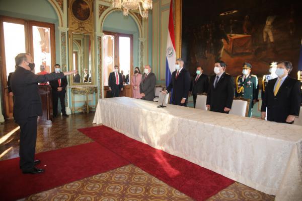 José Antonio Dos Santos Juró como nuevo embajador de Paraguay ante los Estados Unidos - El Trueno