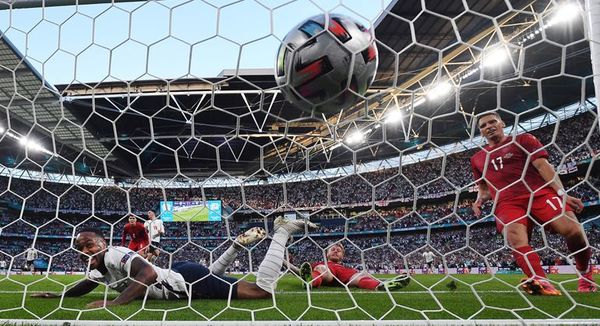 Eurocopa: ‘Gol en Contra’, el máximo anotador inesperado - Fútbol Internacional - ABC Color