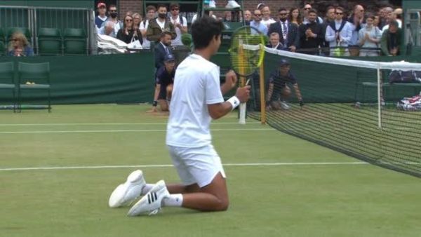 Daniel Vallejo volvió a ganar y clasificó a tercera ronda - Tenis - ABC Color